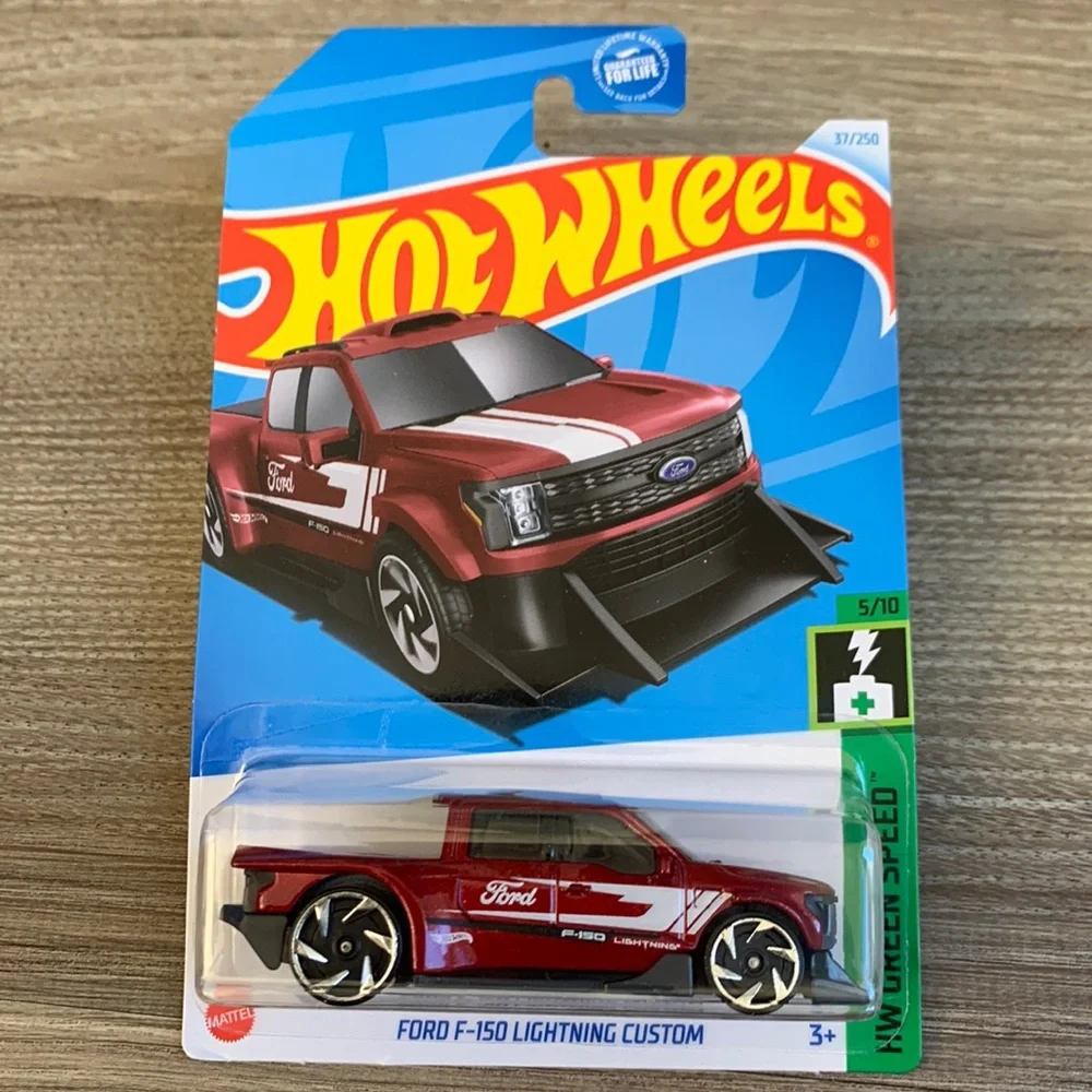 Hot Wheels Ford F150 Lightning Custom Truck Electric Vehicle EV Hotwheels New